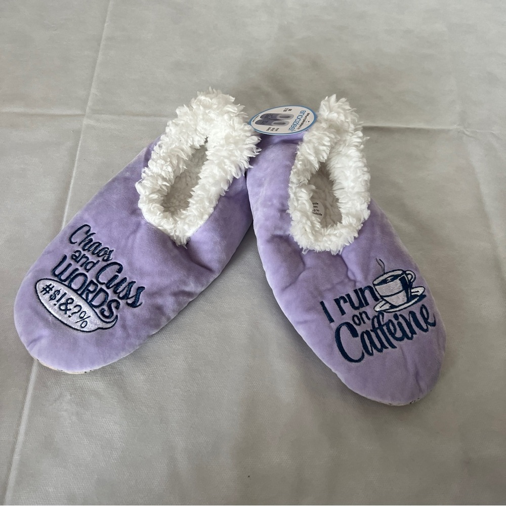 NWT I Run on Caffeine and Cuss Words Snoozies Slippers Size M (7-8)